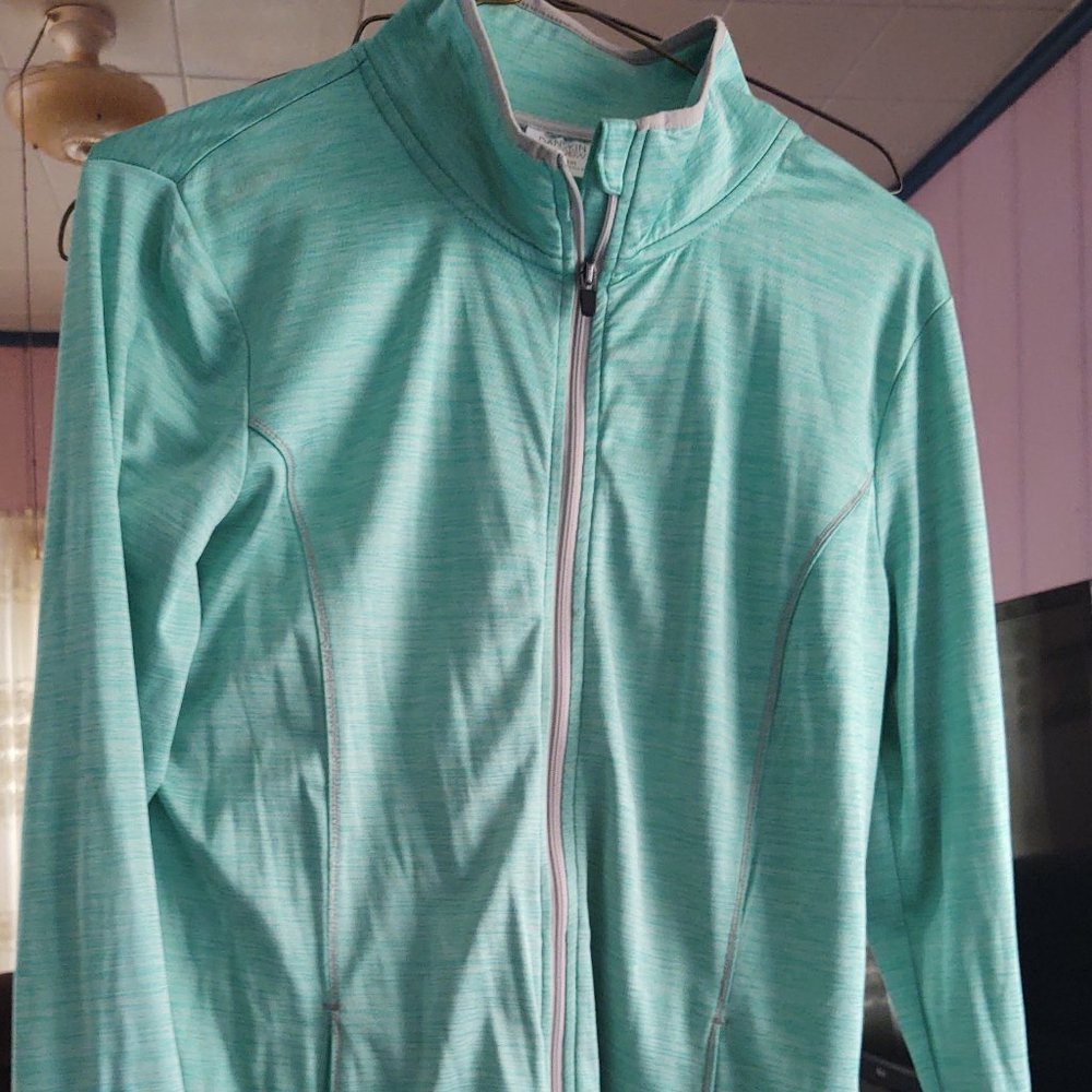 Zip up